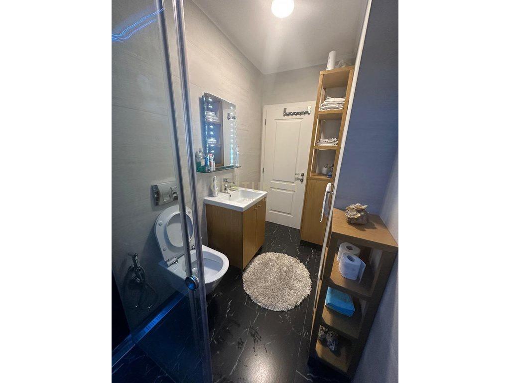 FOR SALE: 2+1+2 APARTMENT ON IRFAN TOMINI STREET