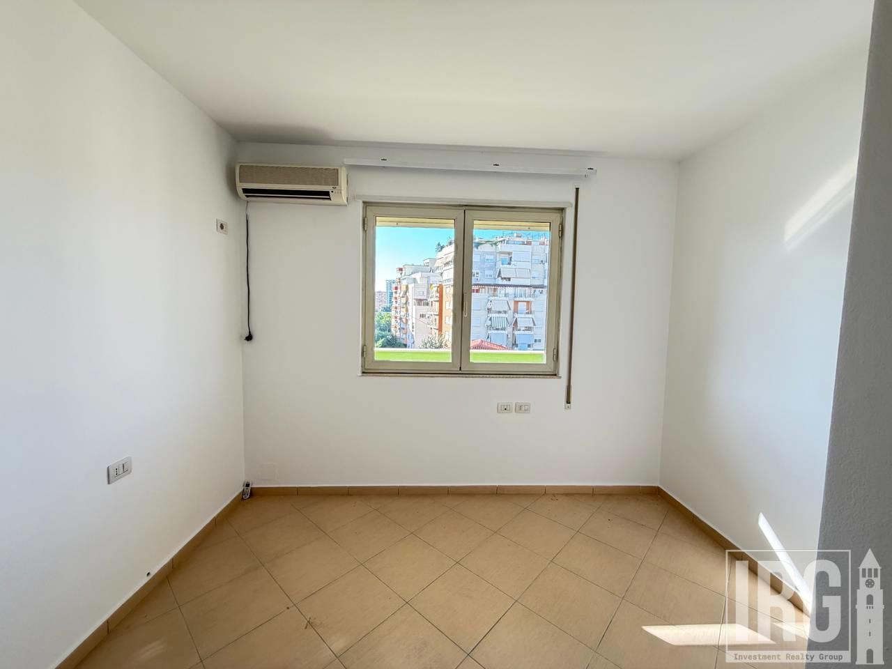 JEPET UFFICIO IN AFFITTO IN VIA ELBASAN