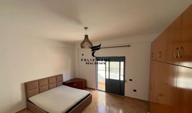 Tirana, 3+1 Apartment for Sale, 3rd Floor, 146 m², €210,000 (GERMAN VILLA)