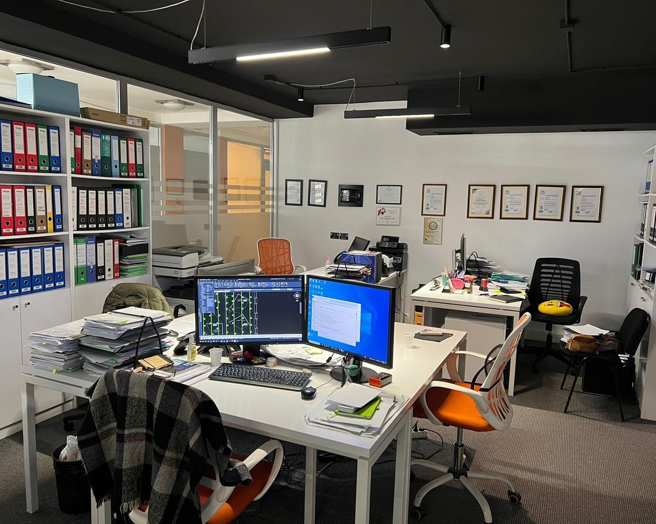 Office Space for Rent at Pazari Ri