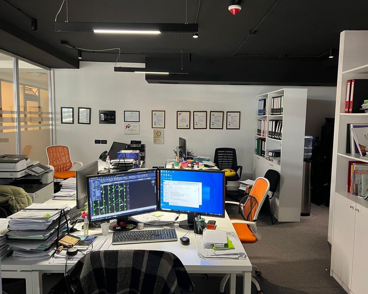 Office Space for Rent at Pazari Ri