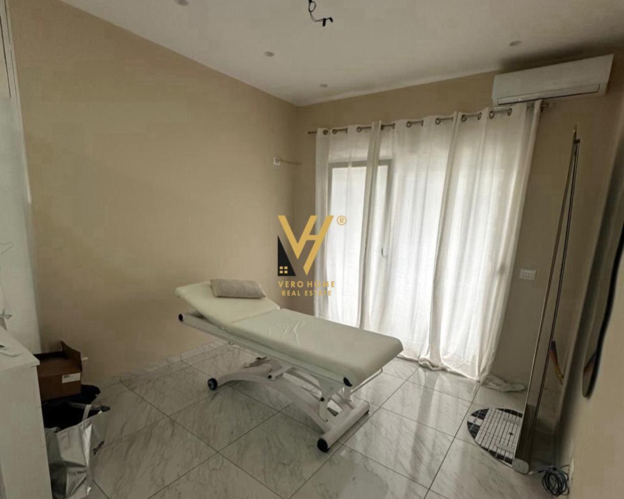JEPET AMBIENT BIZNESI 70 M2 ME QIRA KOMUNA PARISIT 65.000 LE