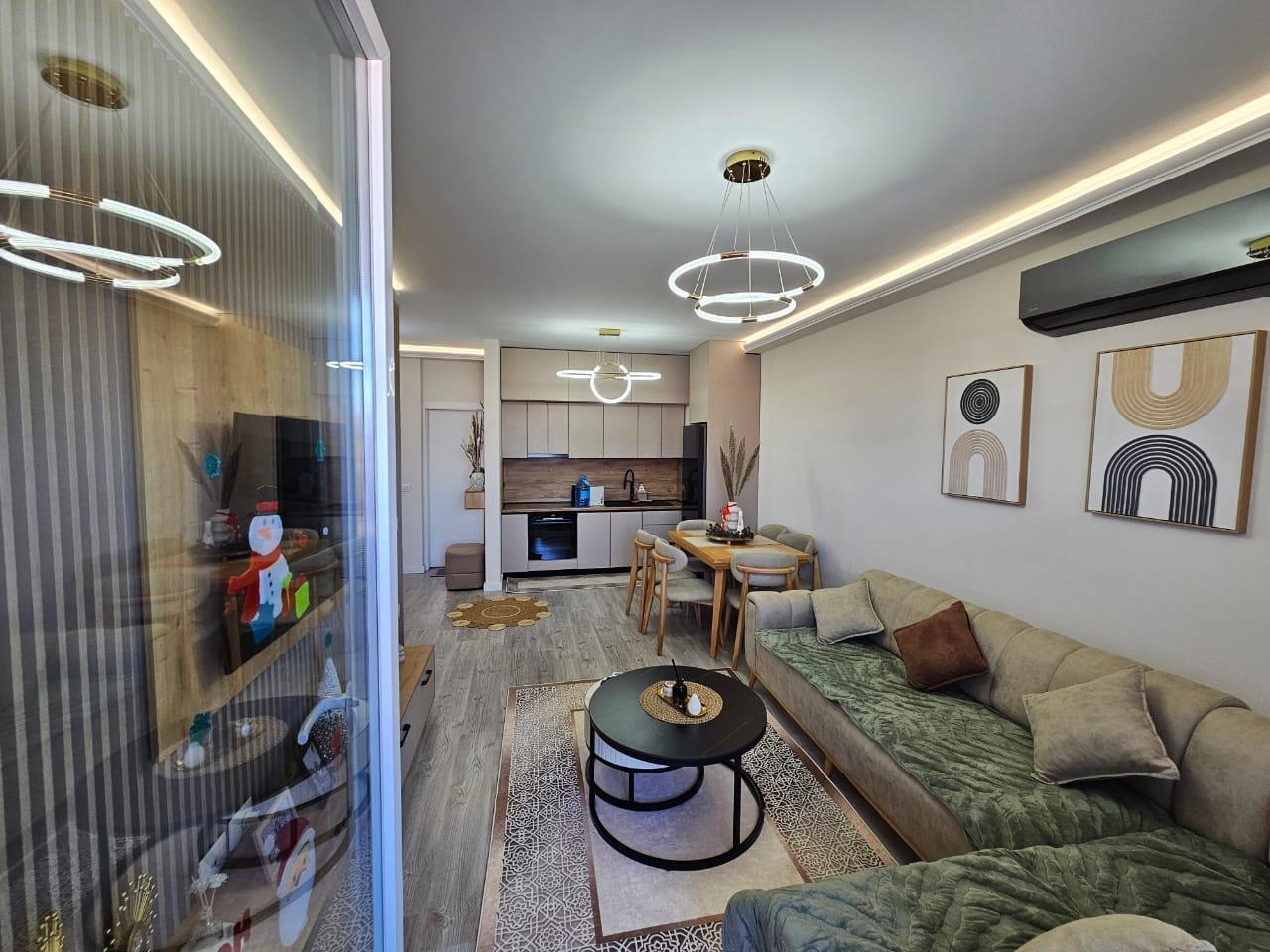 APARTAMENT ME QERA 2+1 GOLDEN PARK 3 65.000 LEKE