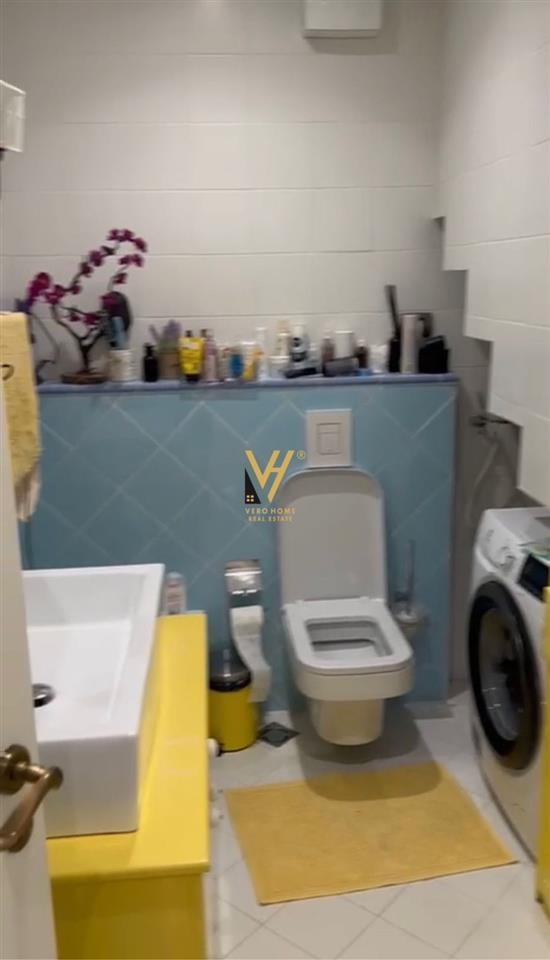VENDESI VILLA SU DUE PIANI NELLA RESIDENZA KODRA E DIELLIT 2, 400.000 EURO