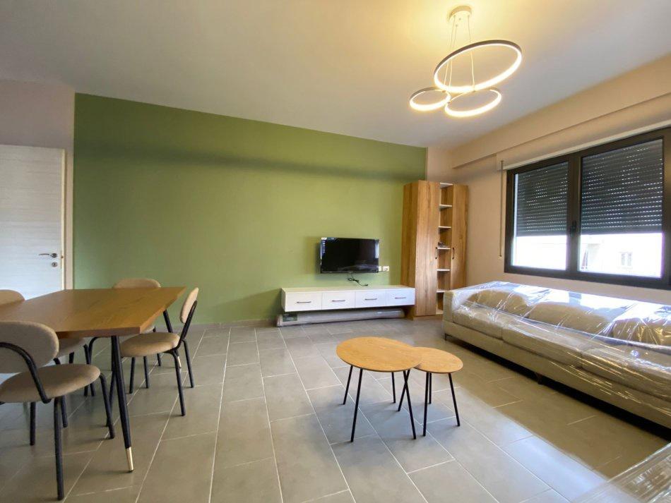 APPARTAMENTO CON 2+1 CAMERE IN AFFITTO IN ZALLIT STRADA