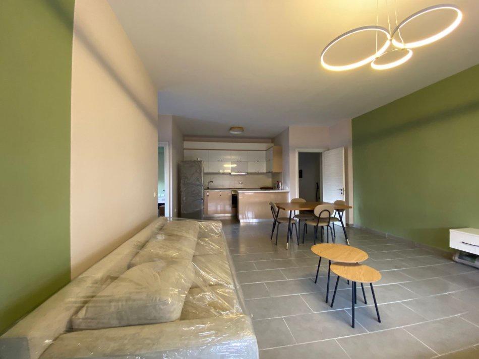 APPARTAMENTO CON 2+1 CAMERE IN AFFITTO IN ZALLIT STRADA