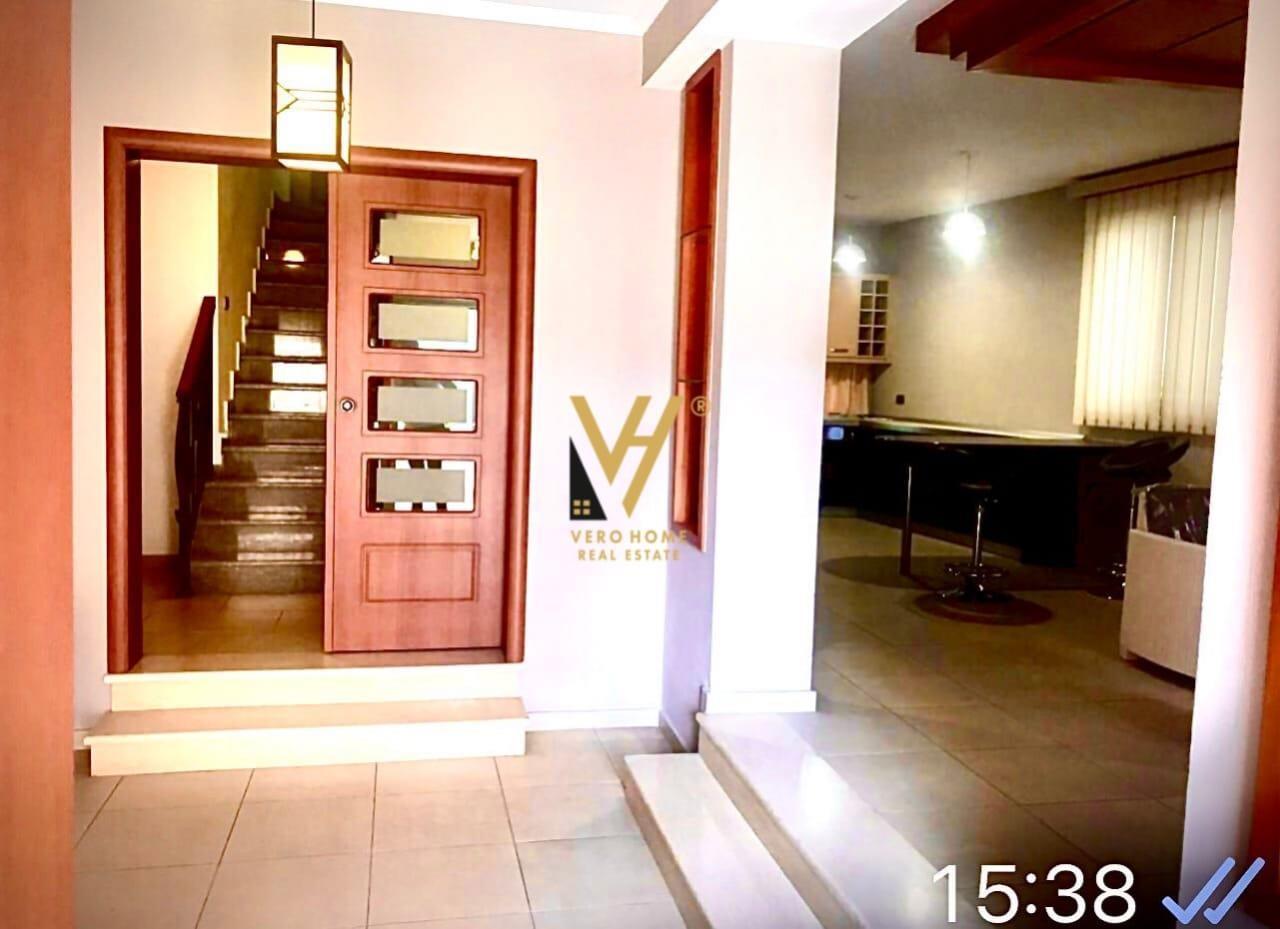 SHITET VILE TRE KATESHE TE VILAT GJERMANE 700.000 EURO