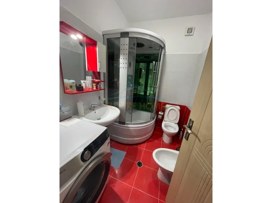 Tirana, 2+1 Apartment for Sale, 7th Floor, 109 m², €239,000 (ZOGU I ZI)