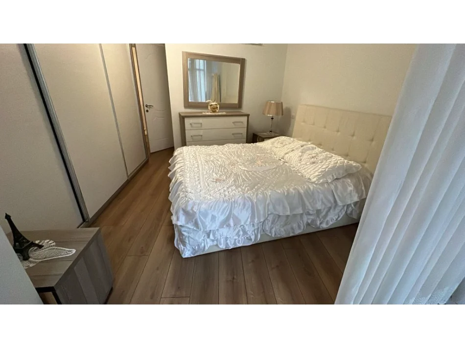 Tirana, Apartment for Sale 2+1, 5th Floor, 117 m², €173,000 (Prime Location)