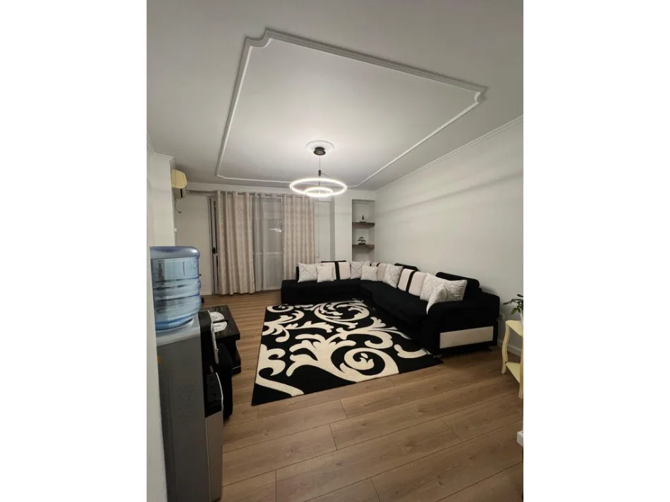 Tirane, shitet apartament 2+1 Kati 5, 117 m² 173.000 € (UNAZA E RE)