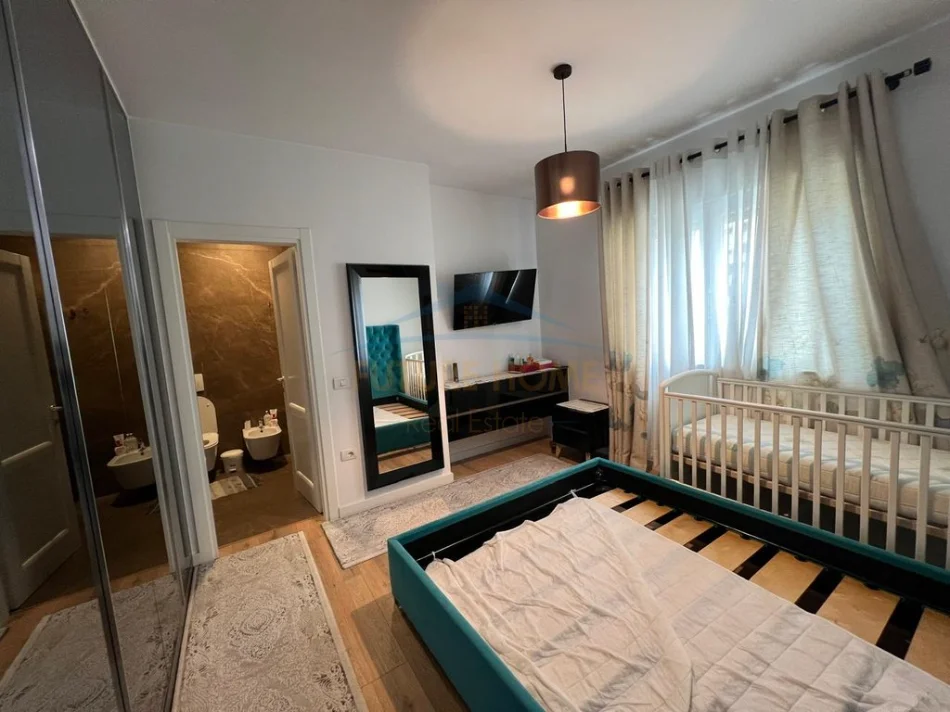 Tirana, 2+1 Apartment for Sale, 4th Floor, 110 m², €286,000 (PANORAMA)