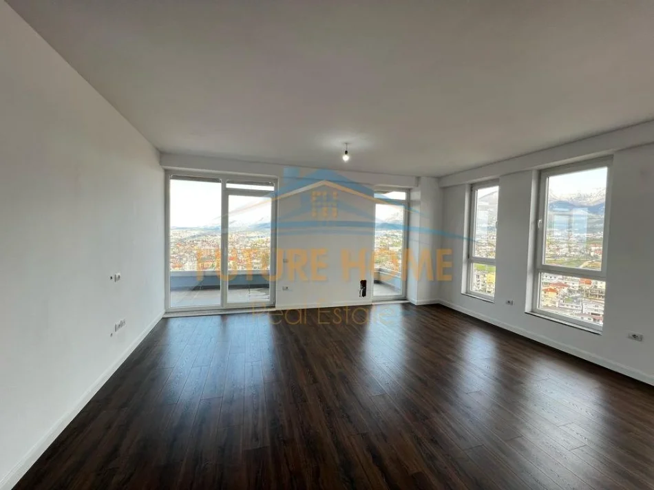 Tirane, vendesi appartamento 2+1 Piano 5, 116 m² 280.000 € (SAUK)