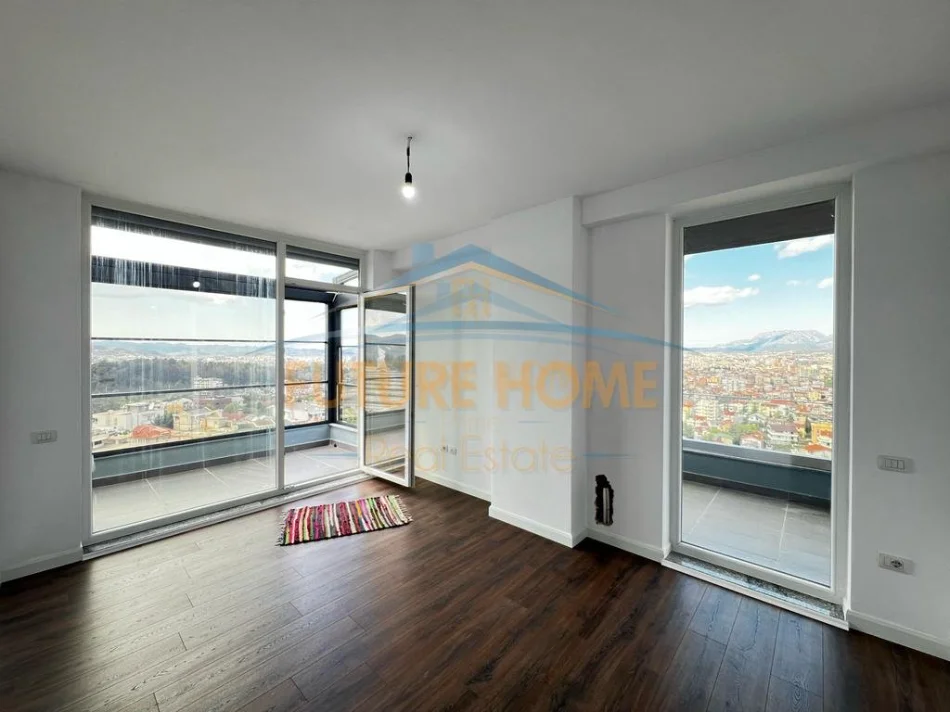 Tirane, vendesi appartamento 2+1 Piano 5, 116 m² 280.000 € (SAUK)