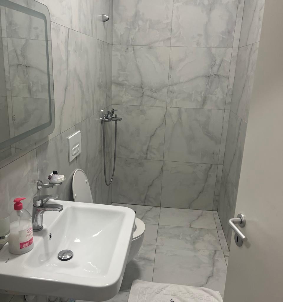 SHITET APPARTAMENTO 2+1+2 21 DHJETORI 240.000 EURO
