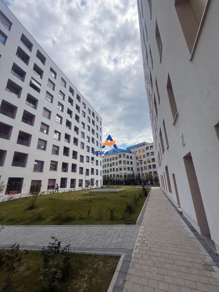 Tirane, shitet apartament 1+1+Ballkon Kati 1, 57 m² 92160 €