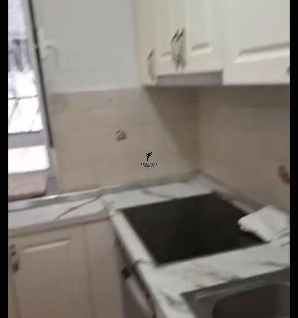 Apartment for Rent 1+1 in Xhamia e Tabaqeve - 50,000 LEK
