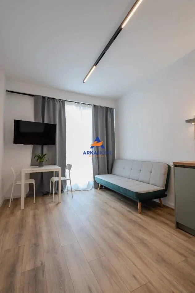 Tirane, shitet apartament 1+1+Ballkon Kati 4, 74 m² 167.400 €