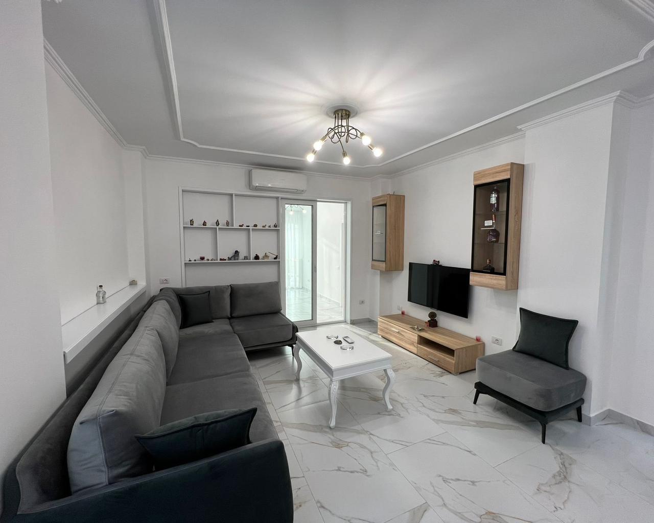 APARTAMENT ME QERA 2+1+2 BLLOK 1.200 EURO
