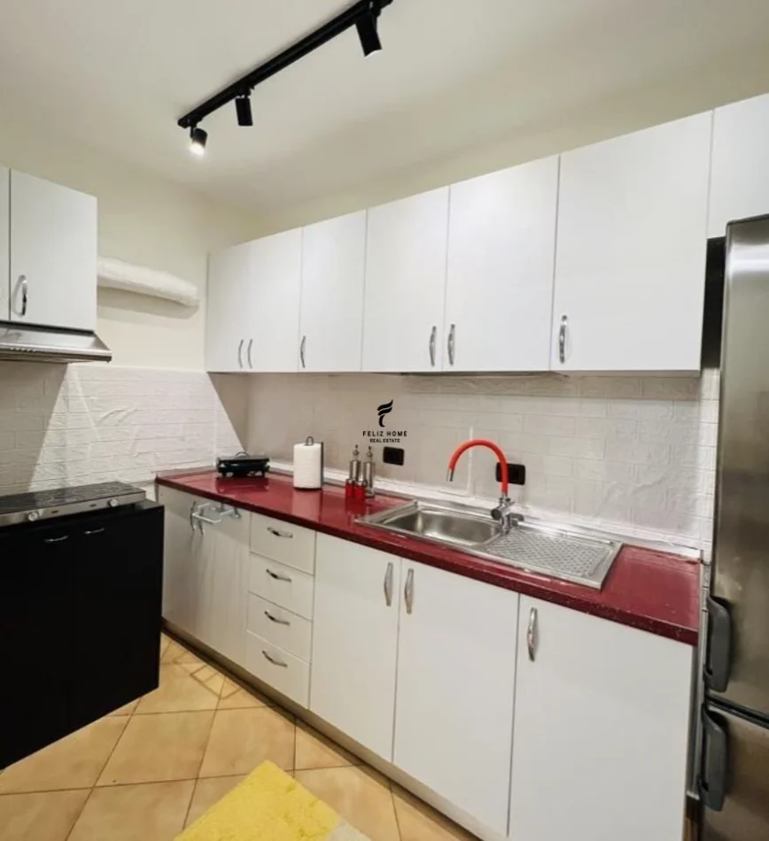 Tirane, vendesi appartamento 1+1 Piano 4, 65 m² 205.000 € (STADIUMI DINAMO)
