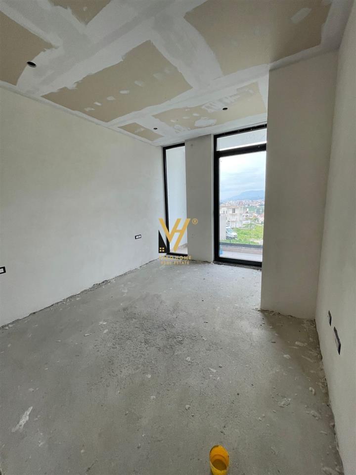 SHITET VILE 3 KATESH TE LIQENI I FARKES 750.000 EURO