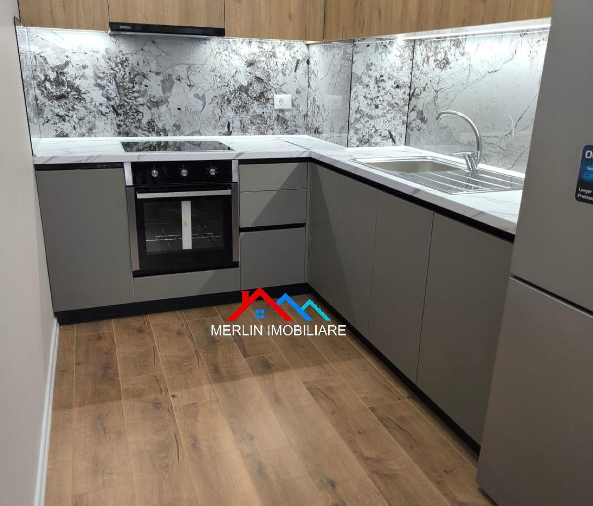 JEPET APARTAMENT 1+1 ME QERA TEK RRUGA DRITAN HOXHA