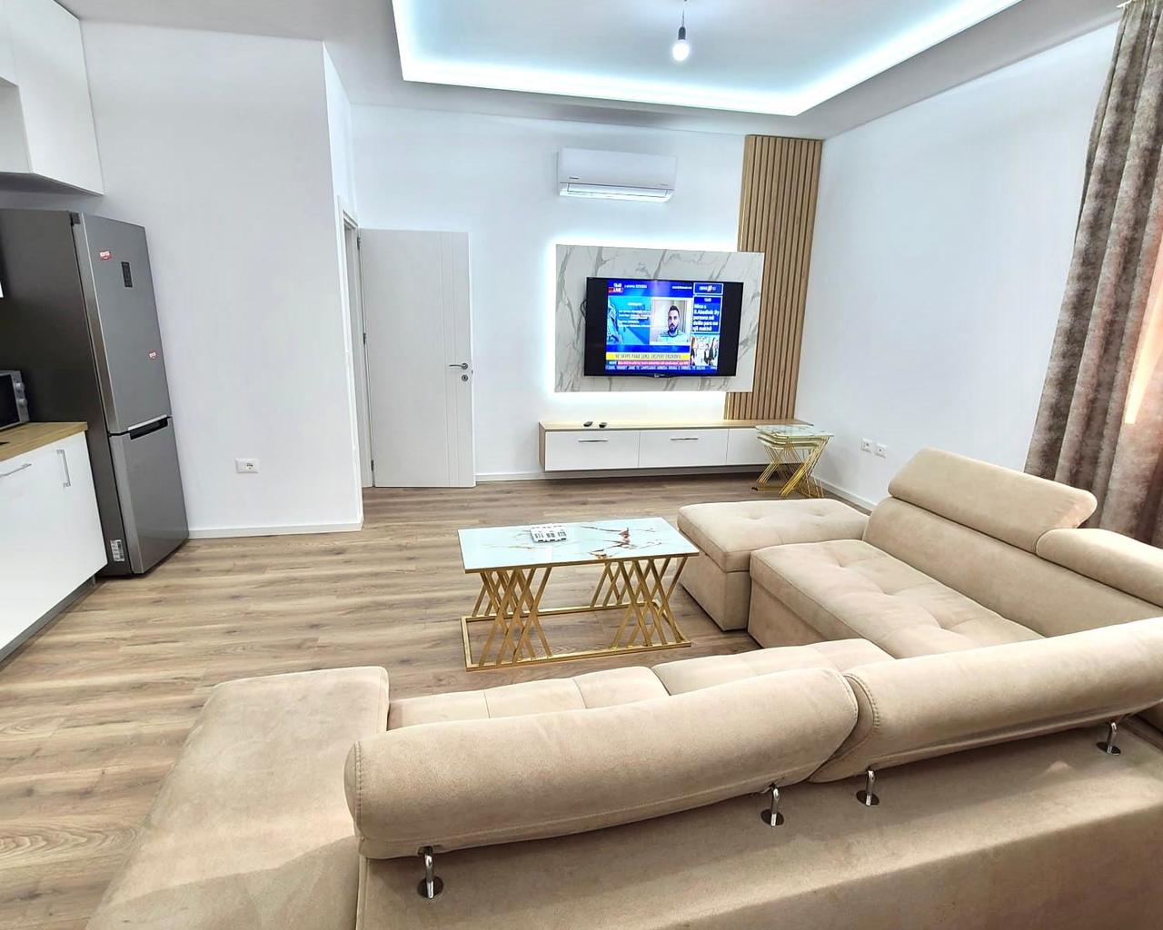 Jepet Me Qera: Shtëpi Private 2+1 Teg | 60,000 Leke/Muaj