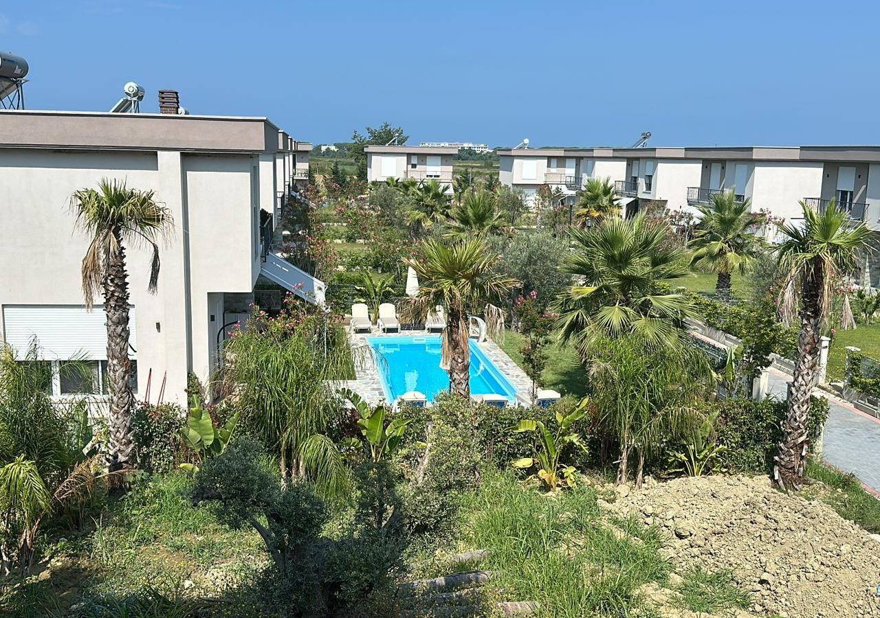 SHITET VILE 2 KATESHE GJIRI I LALZIT 370.000 EURO