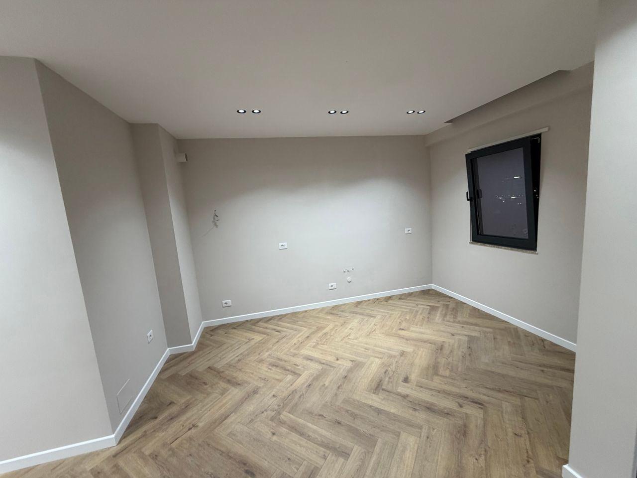 RENTAL WITH 128 M2 FLOOR AT ASTIR 1,000 EURO