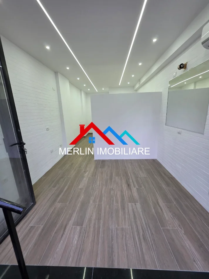 Tirane, shitet ambjent biznesi Kati 0, 27 m² 110.000 € (RRUGA BILAL GOLEMI,KOMUNA E PARISIT)