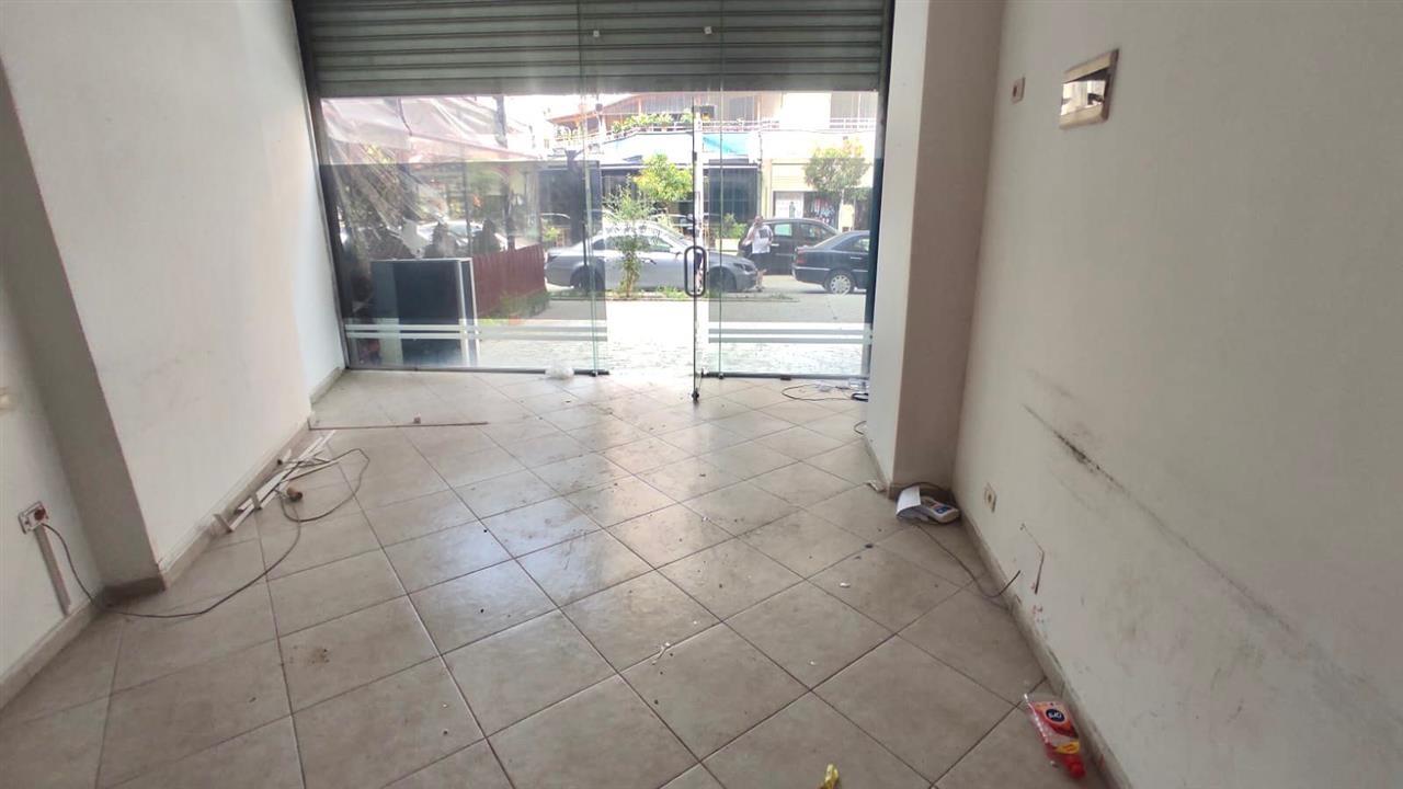 For Rent: Commercial Space / Office (ASTIR - near Bar Artistit)