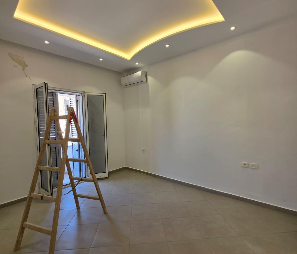 Me Qera: Ufficio - 80m2 📍Garda / Lago artificiale