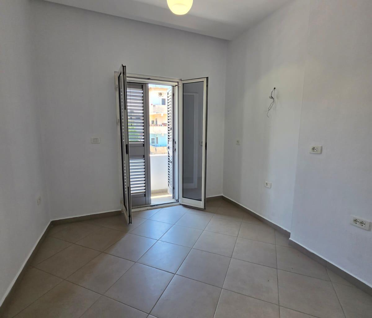 Me Qera: Ufficio - 80m2 📍Garda / Lago artificiale
