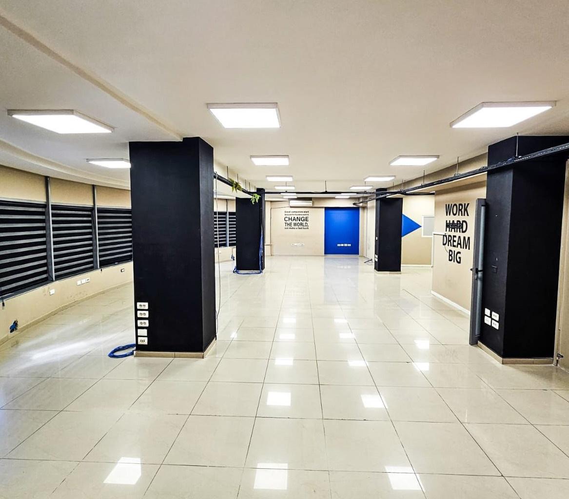 🏡 Vilë Private për Shitje – Liqeni i Thatë, Tiranë ✨